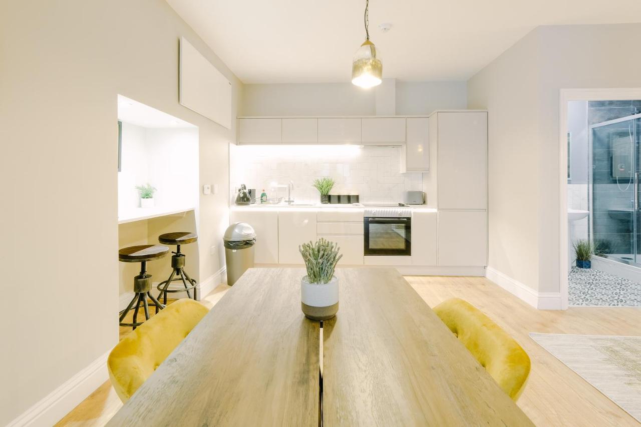 Brand New One Bedroom Apartments In A Fantastic Location Bristol Exterior photo